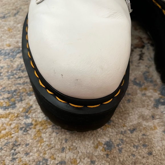 Platform Jadon Doc Marten Boots! - Picture 6 of 7